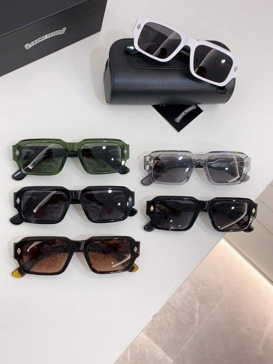 Picture of Chrome Hearts Sunglasses _SKUfw62888178fw